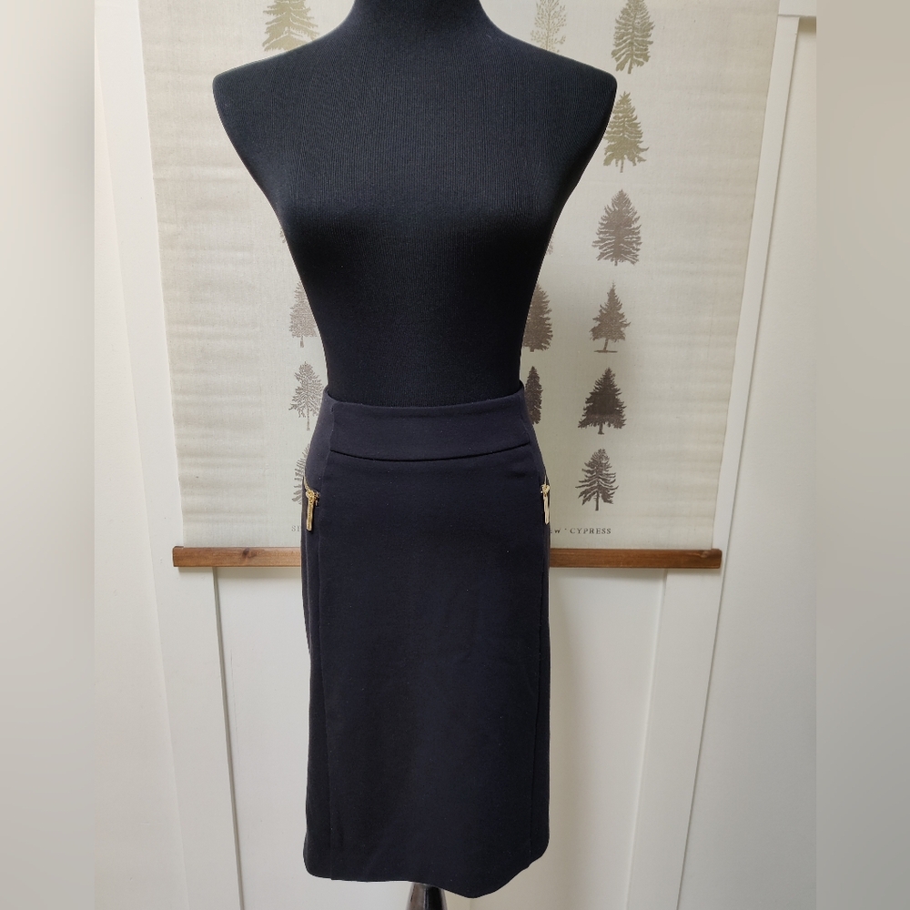 Michael Kors Black Pencil Skirt with Gold Zipper Details – Size 8